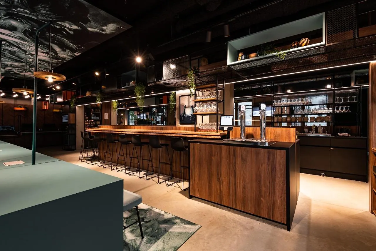 A-Stay Anvers Hotel